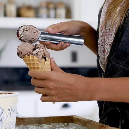 Cuchara De Helados Manito Aluminio 60 Cc / 2 Oz