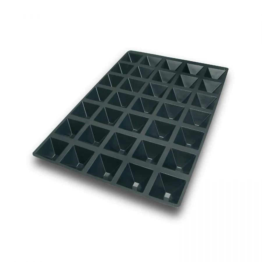 Plancha Silicona Forma Pirámide 60x40 Cm
